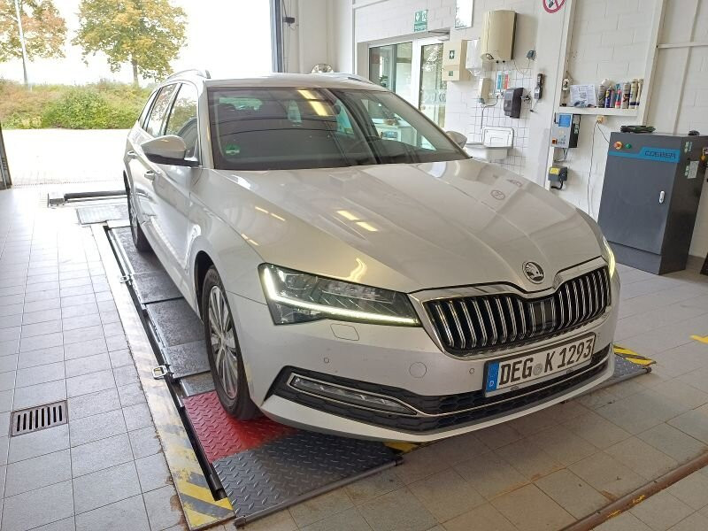 Škoda Superb Combi 2.0 TDI Style