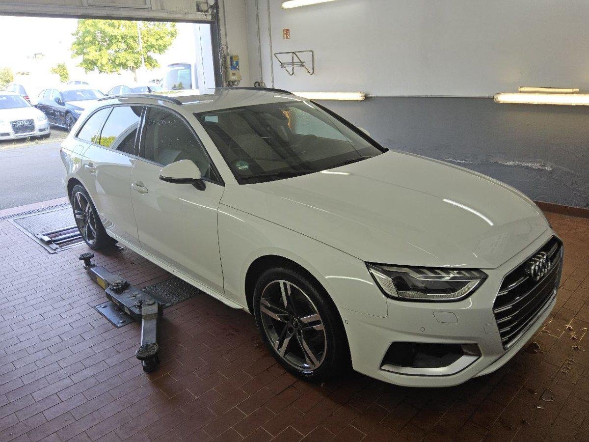 Audi A4 Avant 35 TDI Advanced