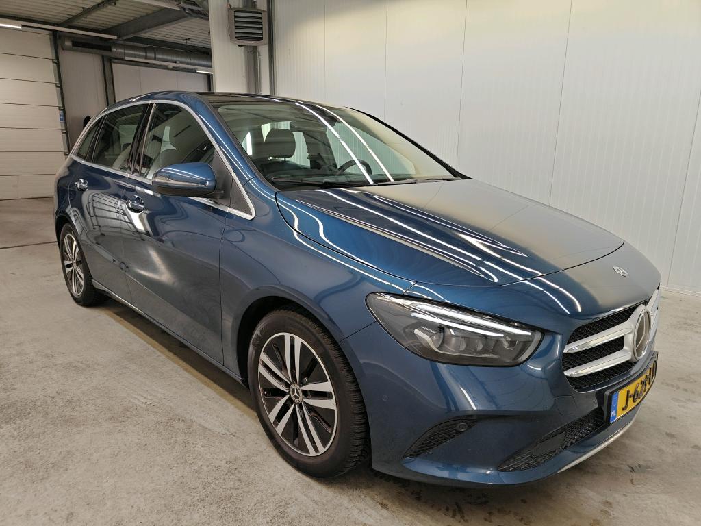 Mercedes-Benz B 180 Business Solution