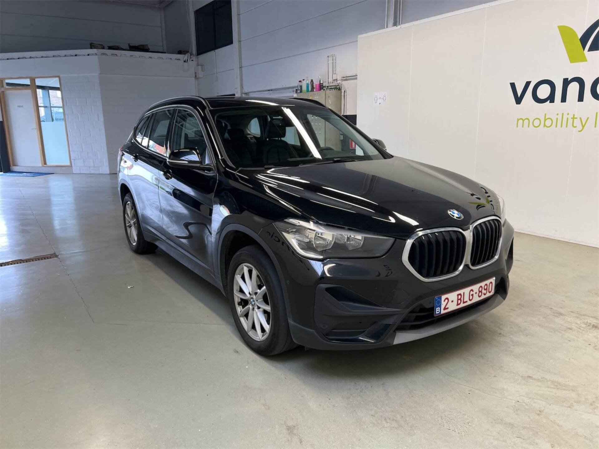BMW X1 16