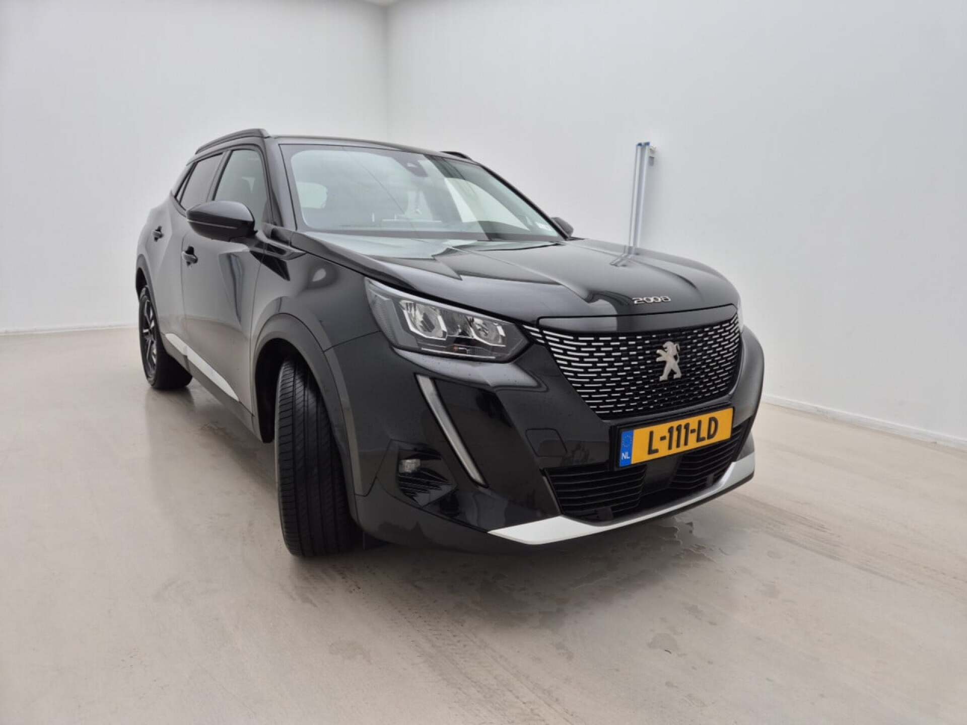 Peugeot 2008 1.2i Allure