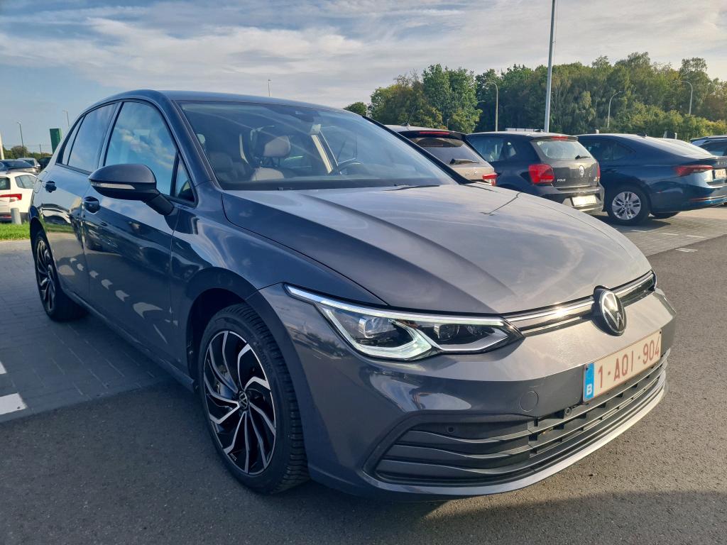 Volkswagen Golf 1.0 TSI Life Business
