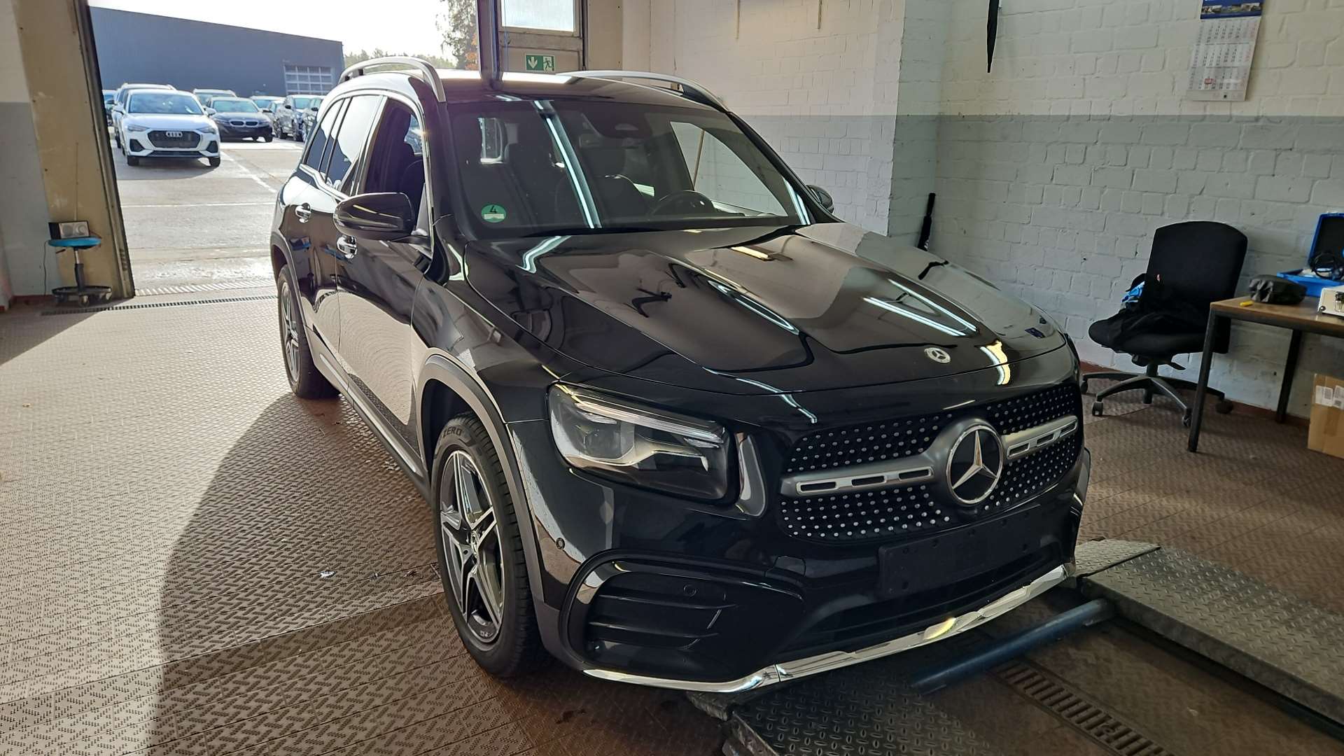Mercedes-Benz GLB 180d AMG Line