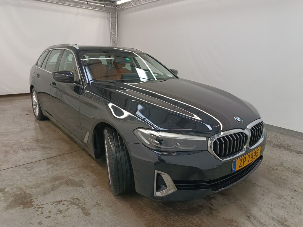 BMW 5 Series Touring 520d Luxury