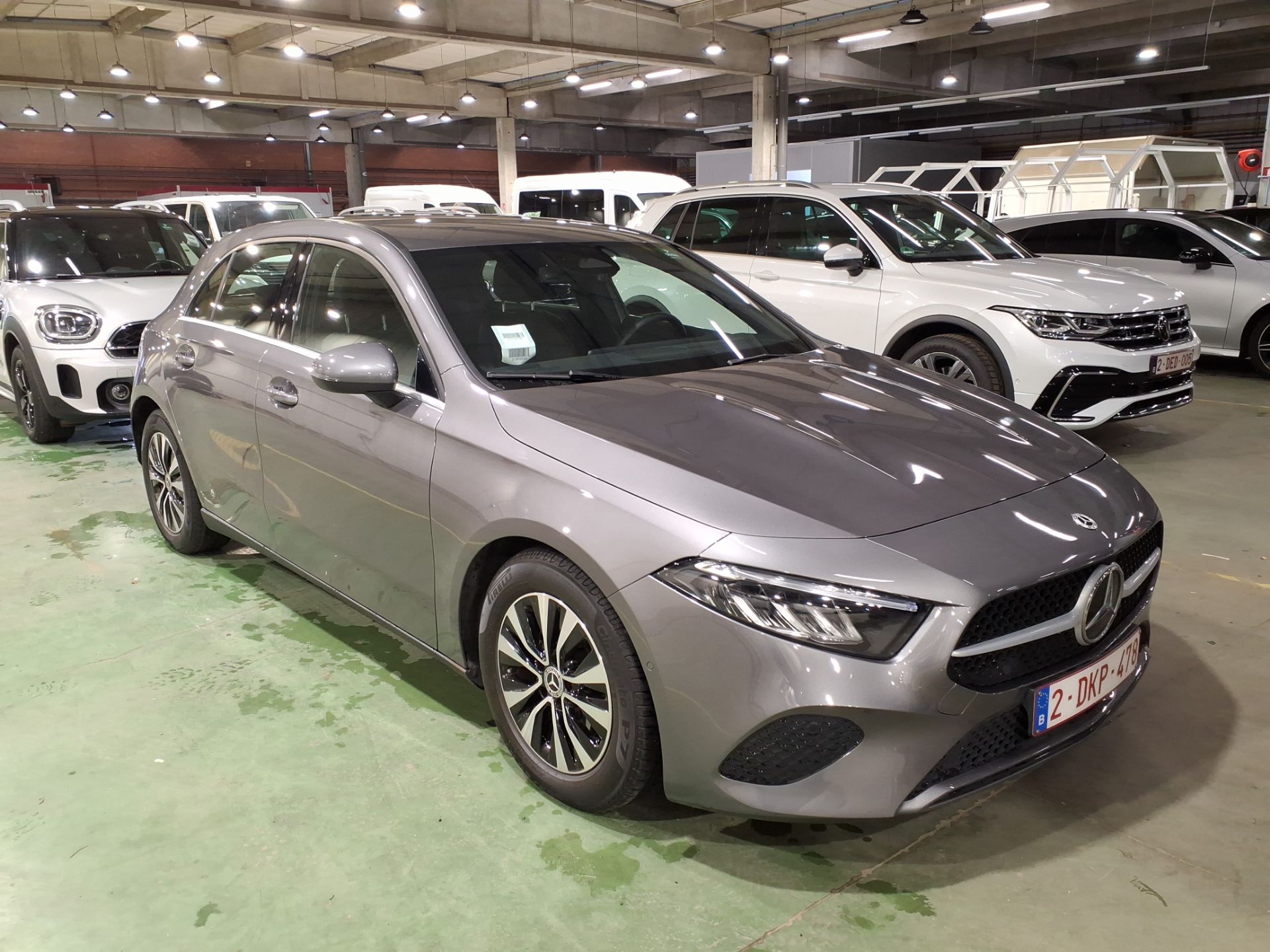 Mercedes-Benz A 180d Business Line