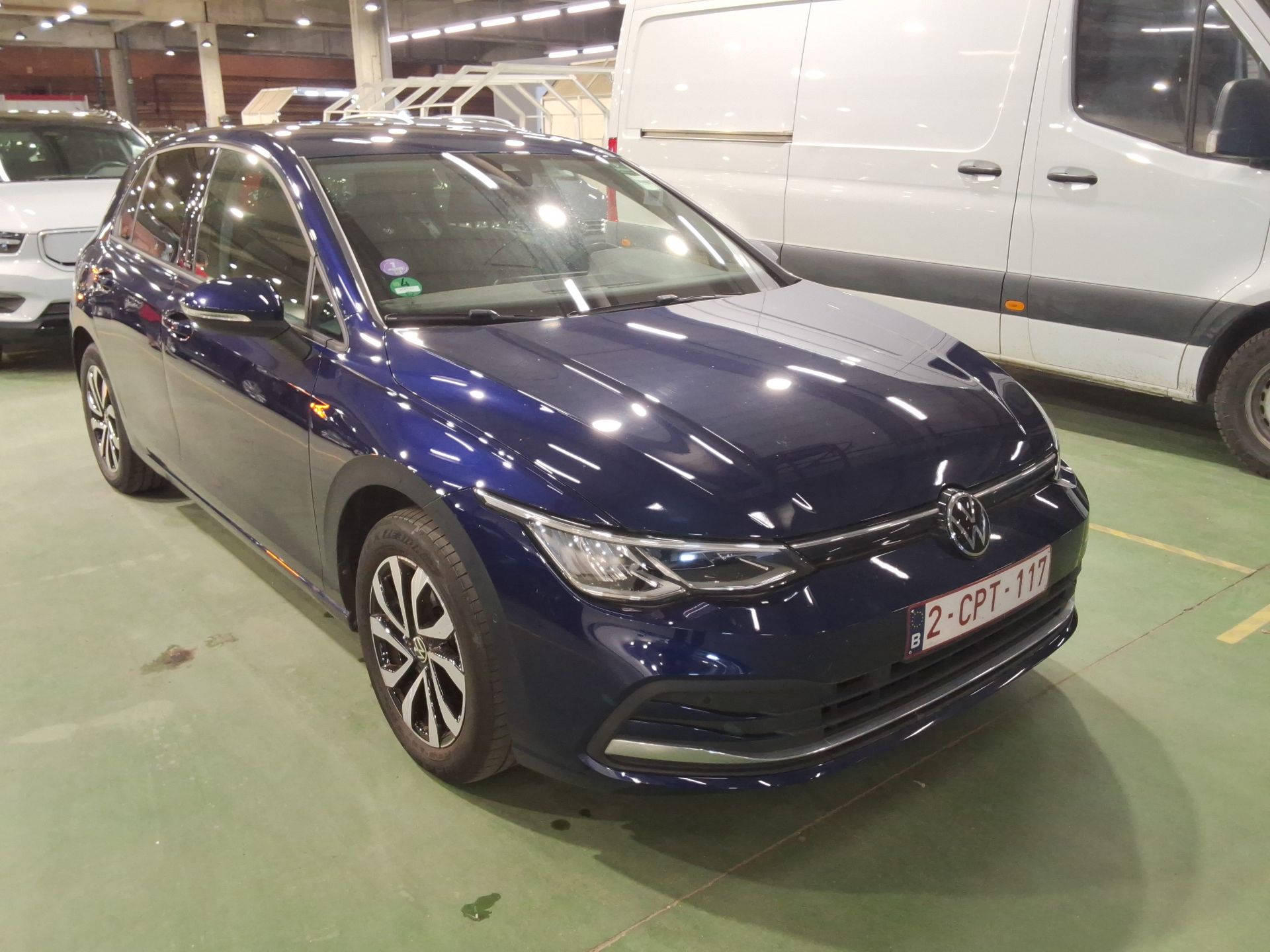 Volkswagen Golf 1.0 eTSI Active