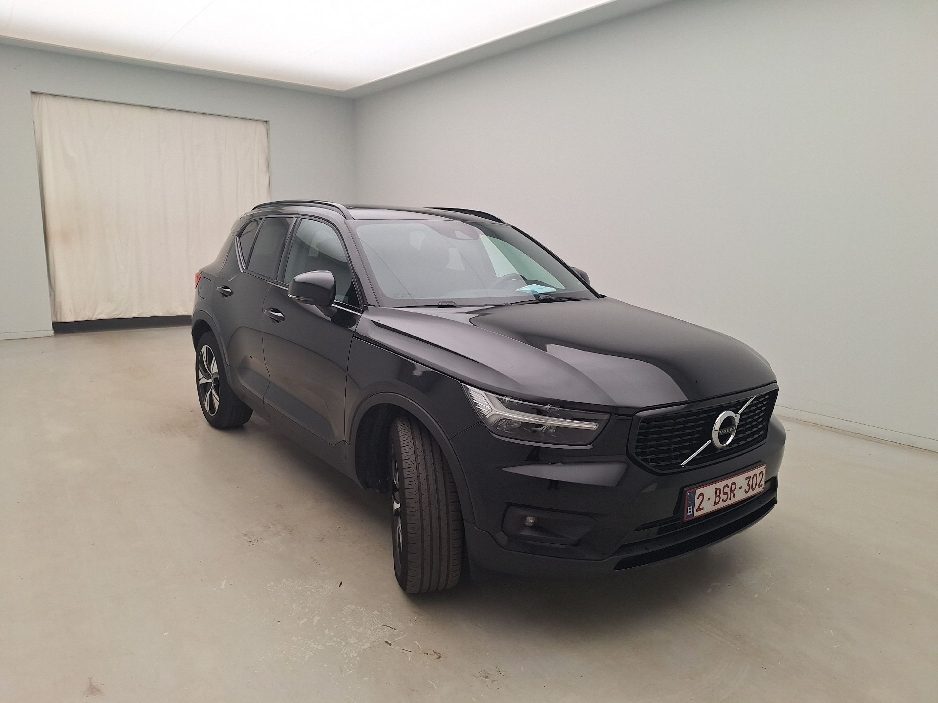 Volvo XC40 1.5 T4 Plus Dark