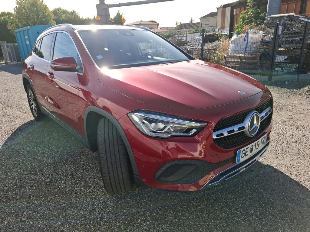 Mercedes-Benz GLA 250e Business Line