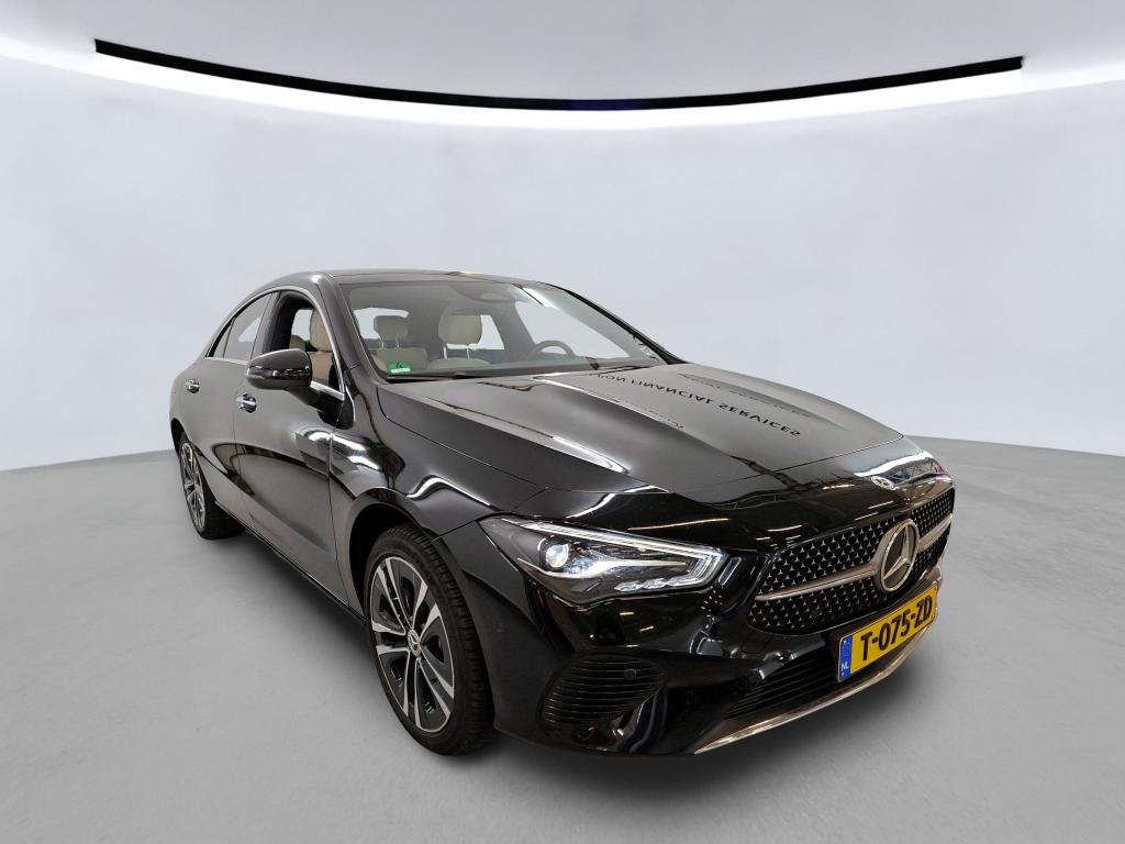 Mercedes-Benz CLA 250e Luxury