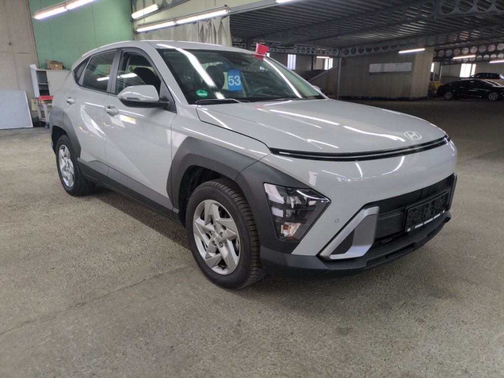 Hyundai Kona Select