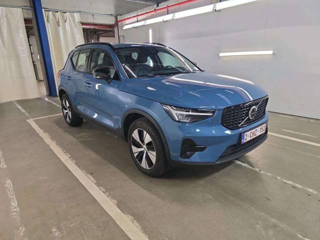 Volvo XC40 1.5 T4 Plus Dark