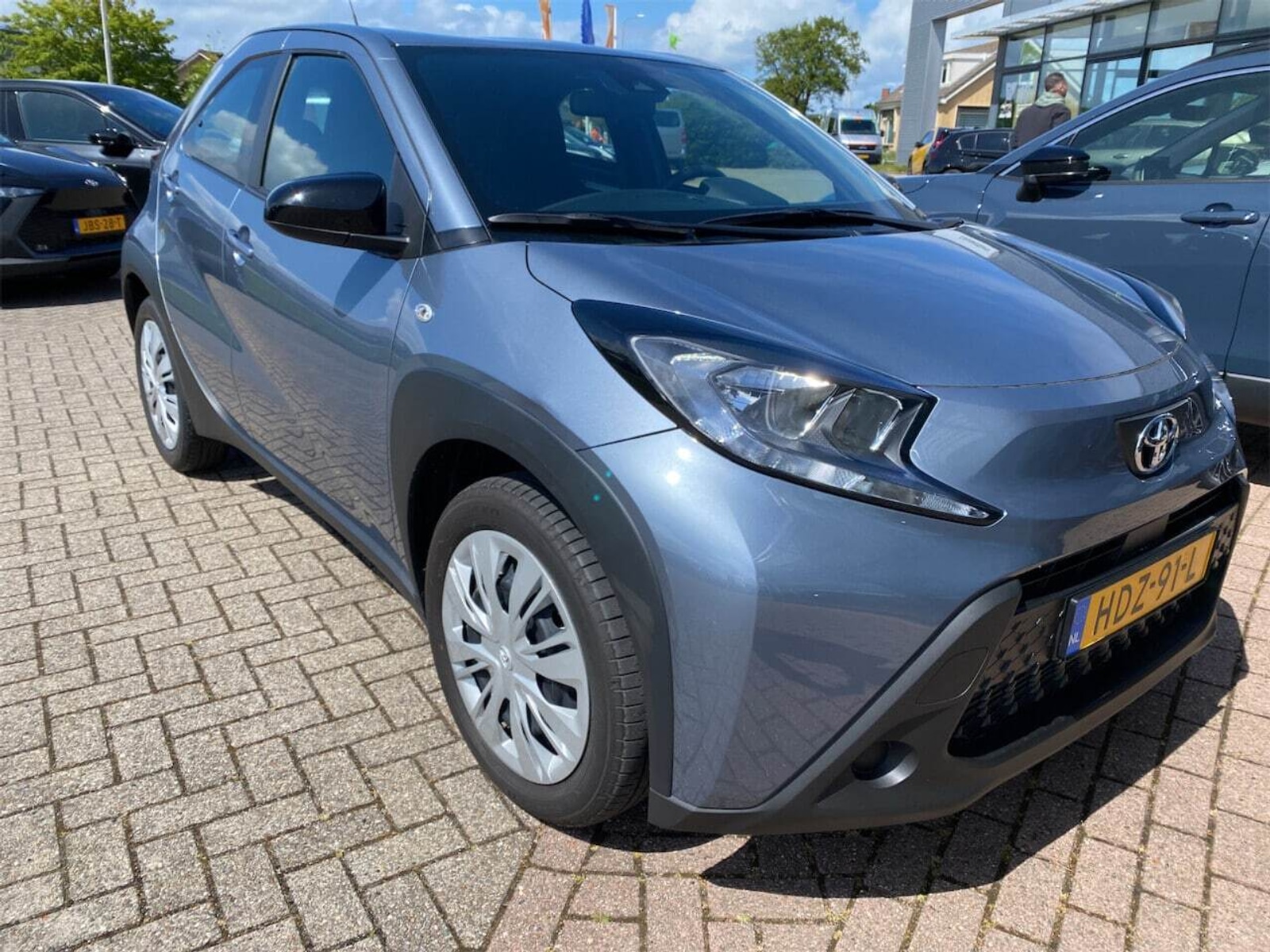 Toyota Aygo X 1.0 VVT-i Play