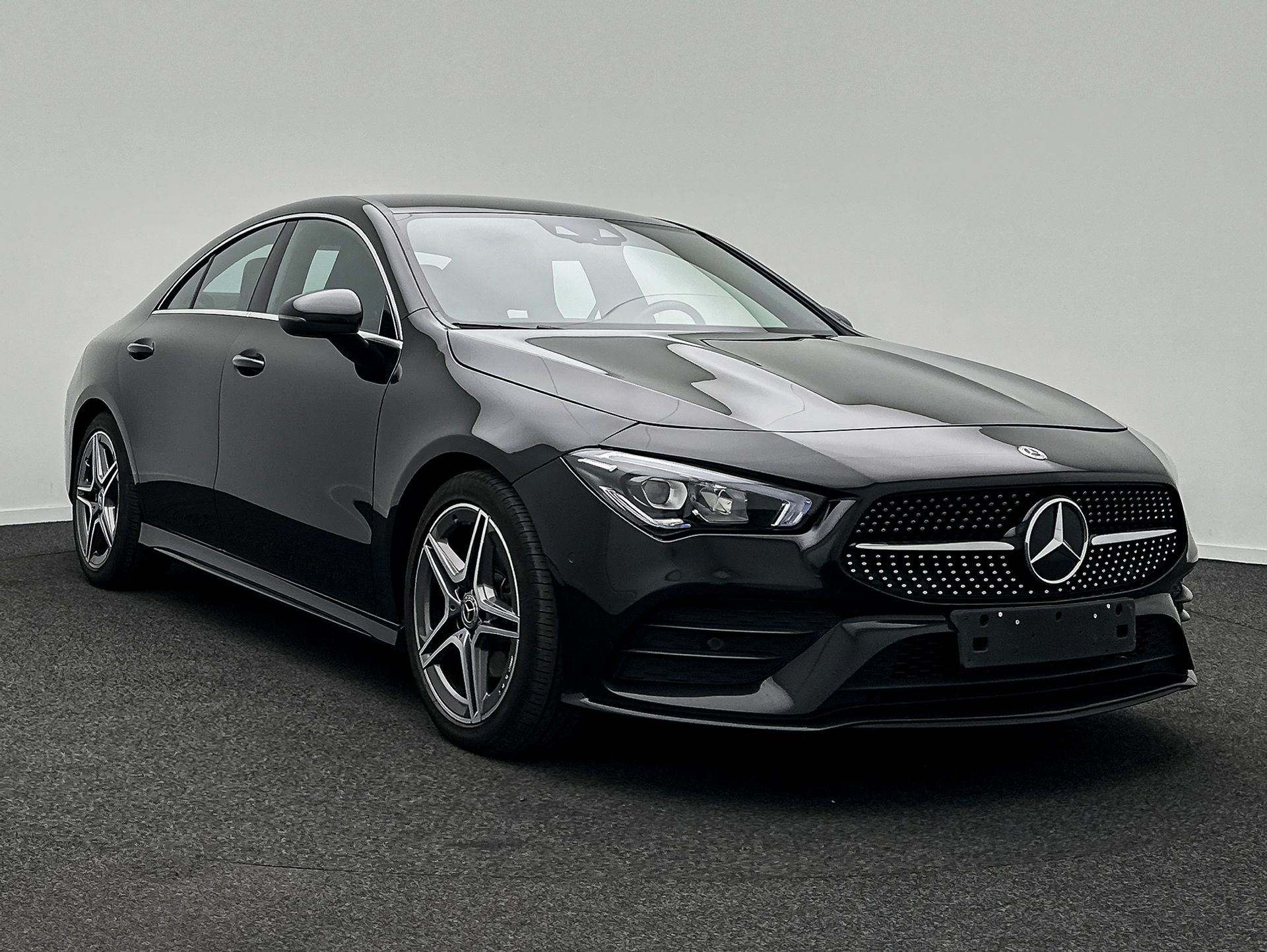 Mercedes-Benz CLA 180