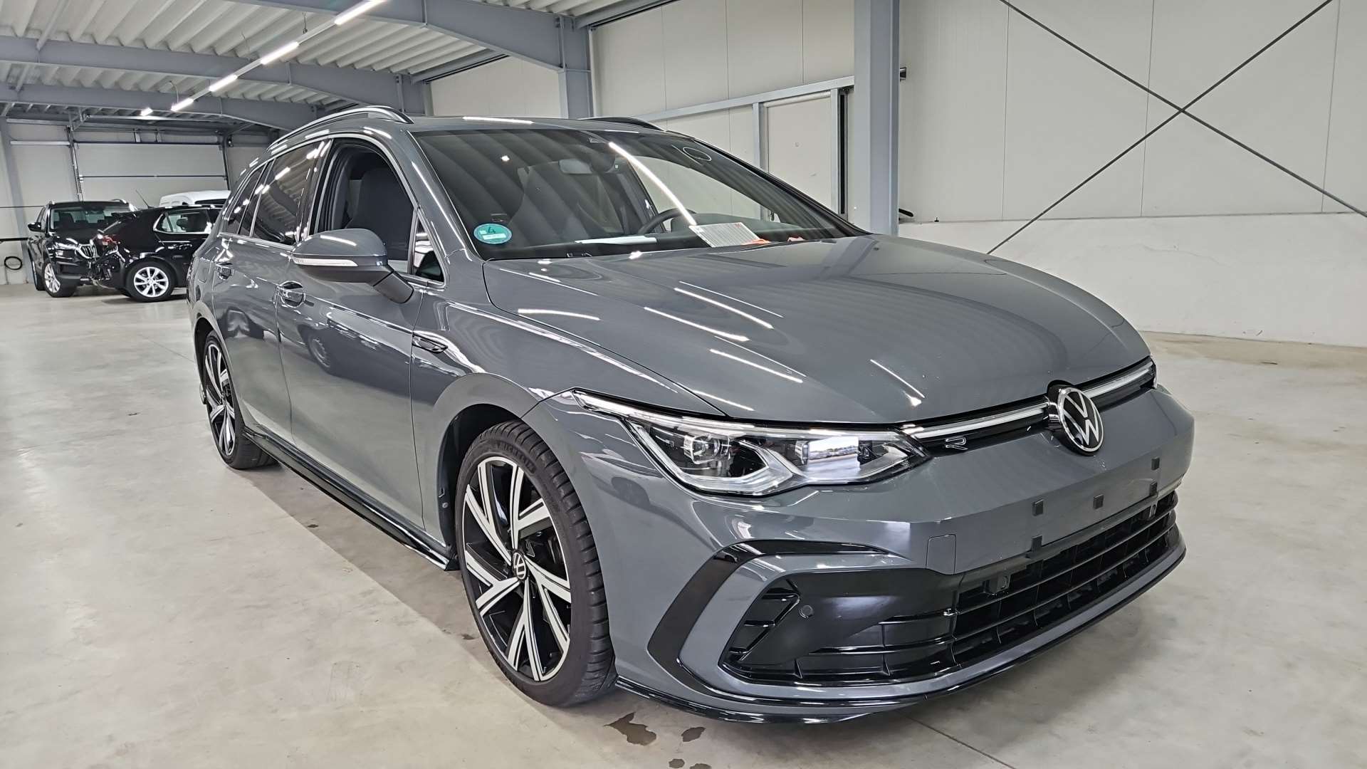 Volkswagen Golf Variant 2.0 TDI R-Line