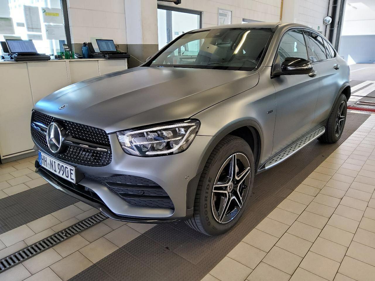 Mercedes-Benz GLC Coupé 300de AMG Line