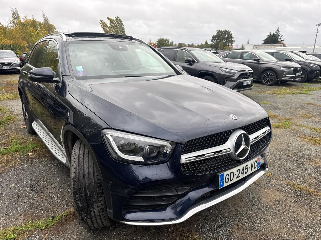 Mercedes-Benz GLC 300e AMG Line
