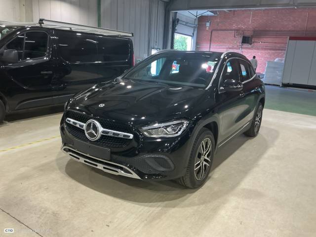 Mercedes-Benz GLA 180d Business Solution