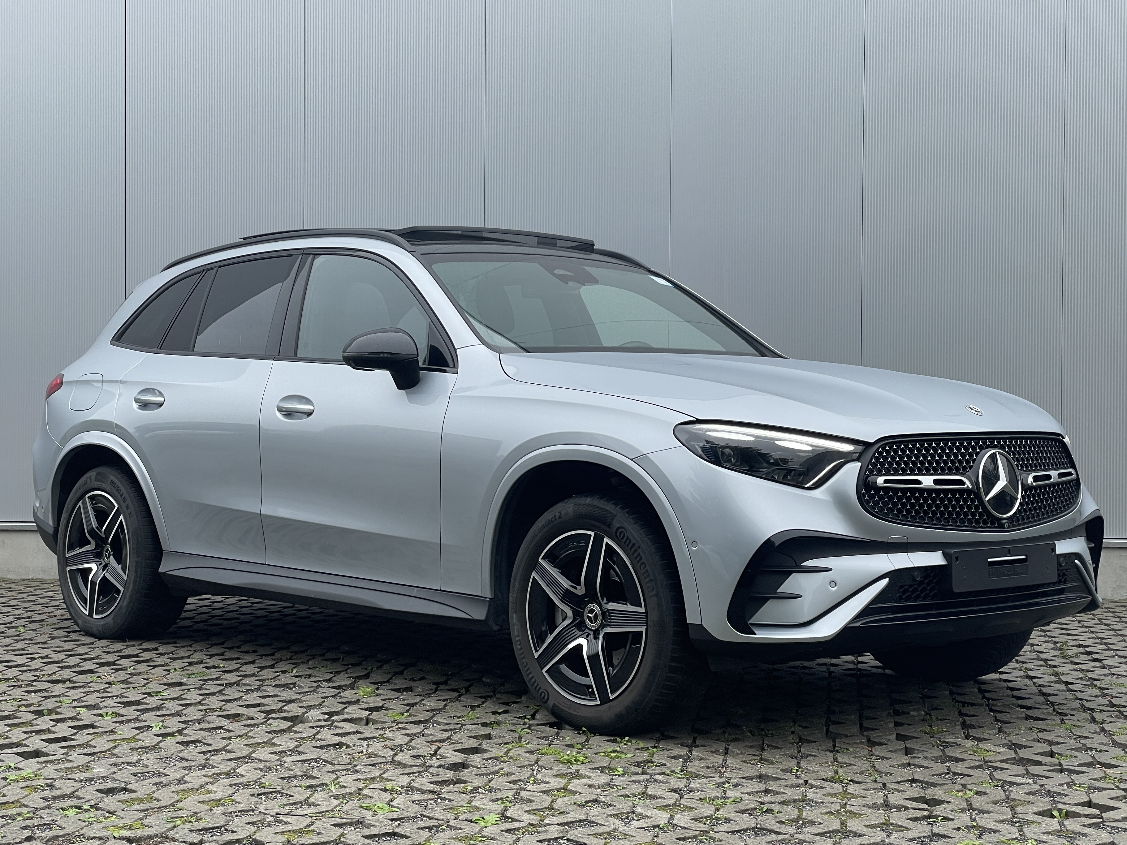 Mercedes-Benz GLC 300e AMG Line