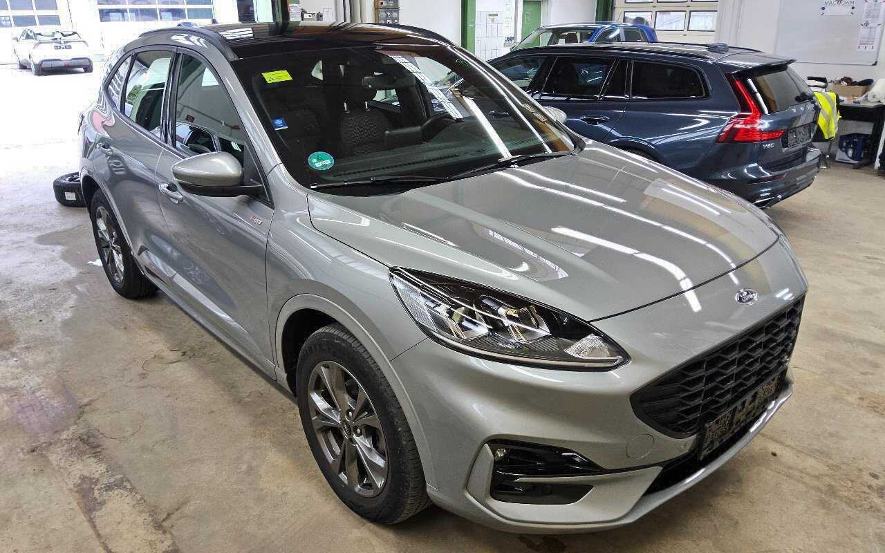 Ford Kuga 2.5 ST Line