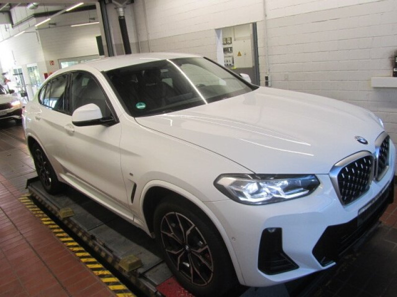 BMW X4 20i