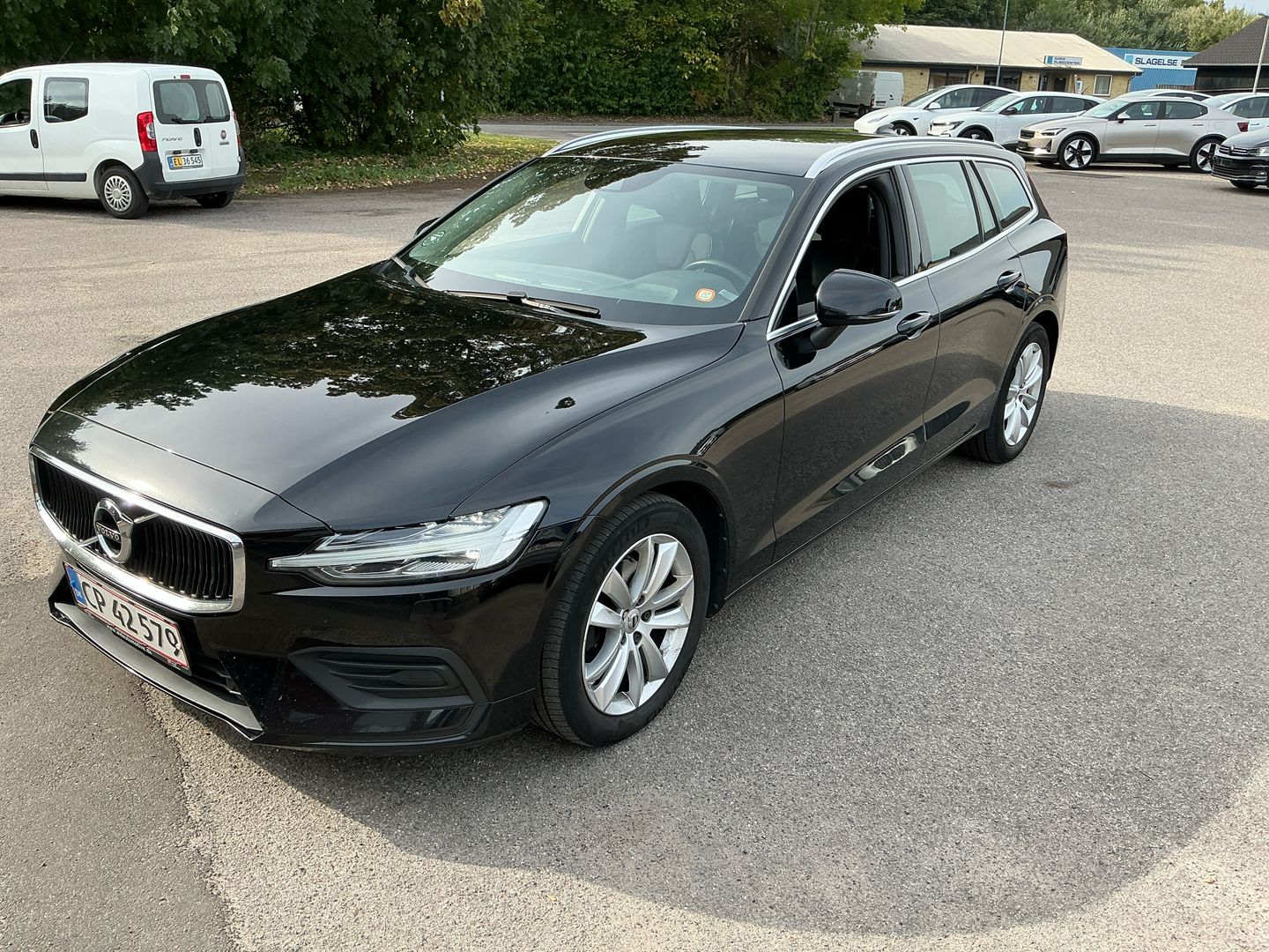 Volvo V60 2.0 D4 190 Business VBL Auto UA! Station Wagon