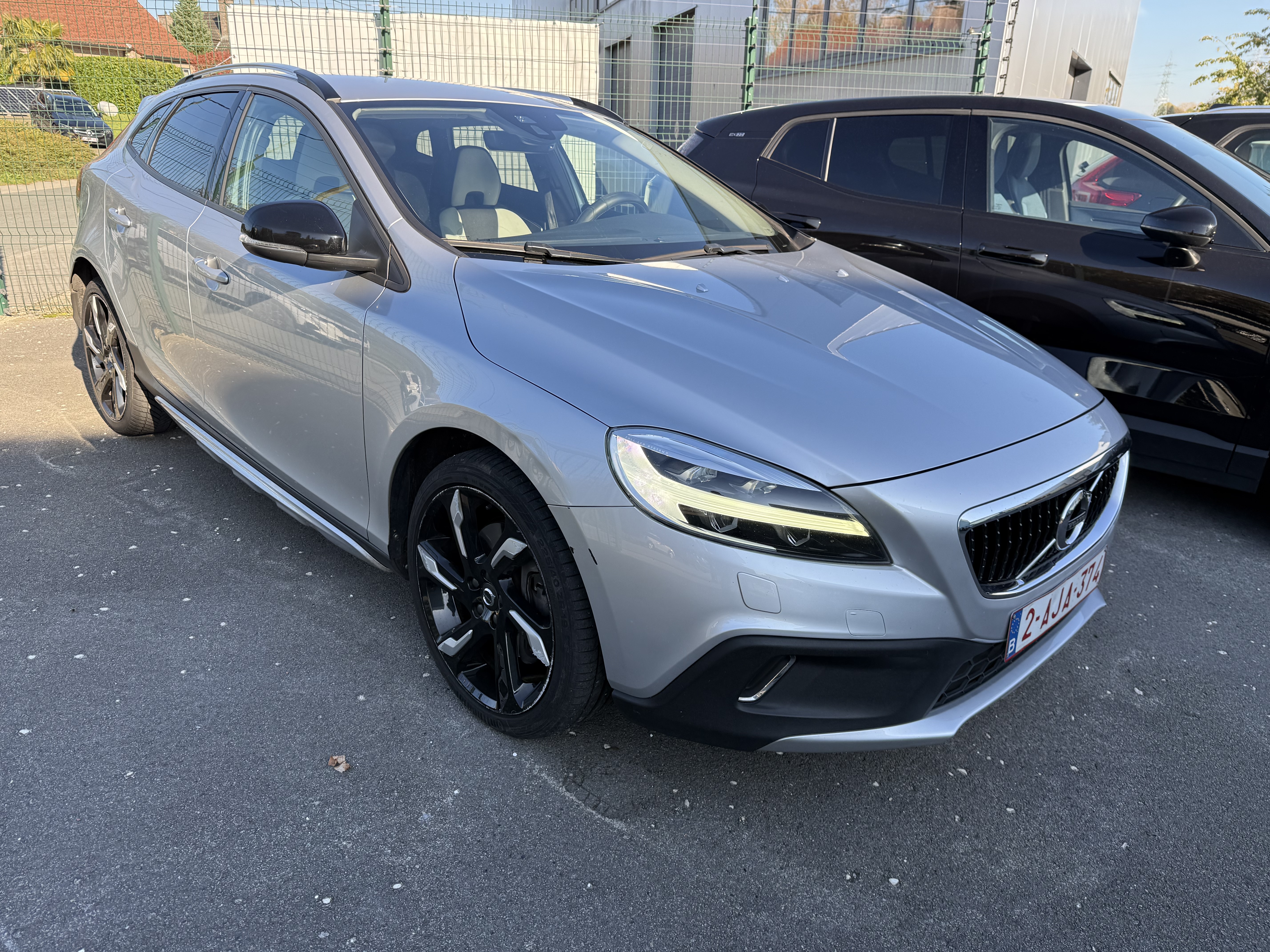 Volvo V40 Cross Country T3 Black Edition