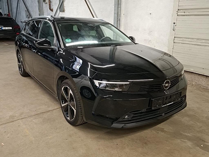 Opel Astra Sports Tourer 1.5 Elegance