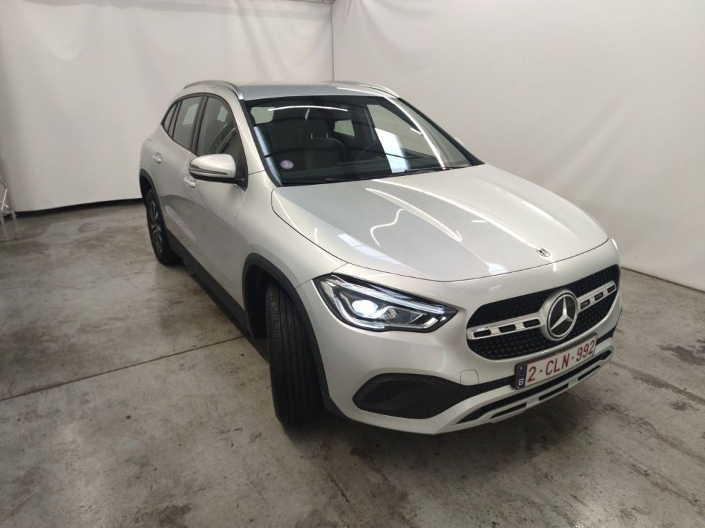 Mercedes-Benz GLA 250e Luxury