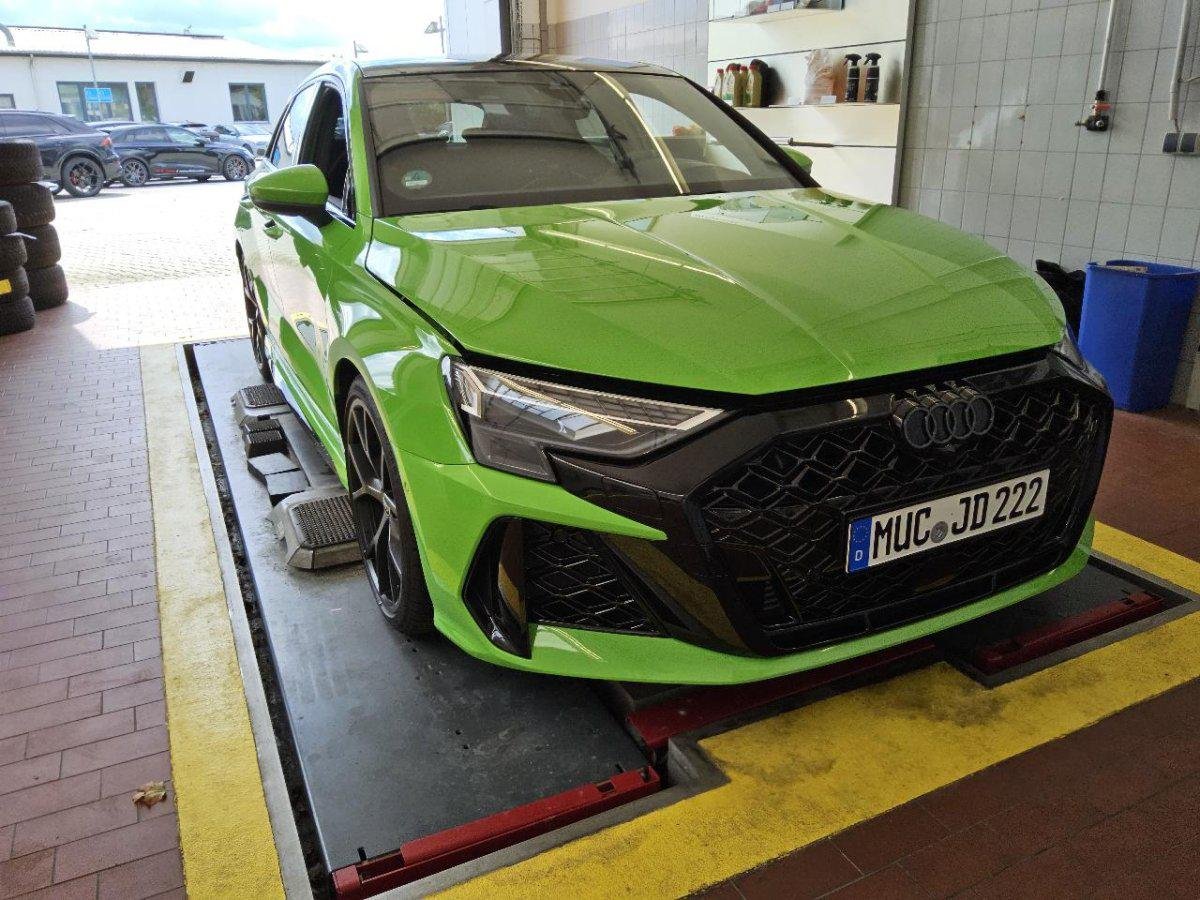 Audi RS3 2.5