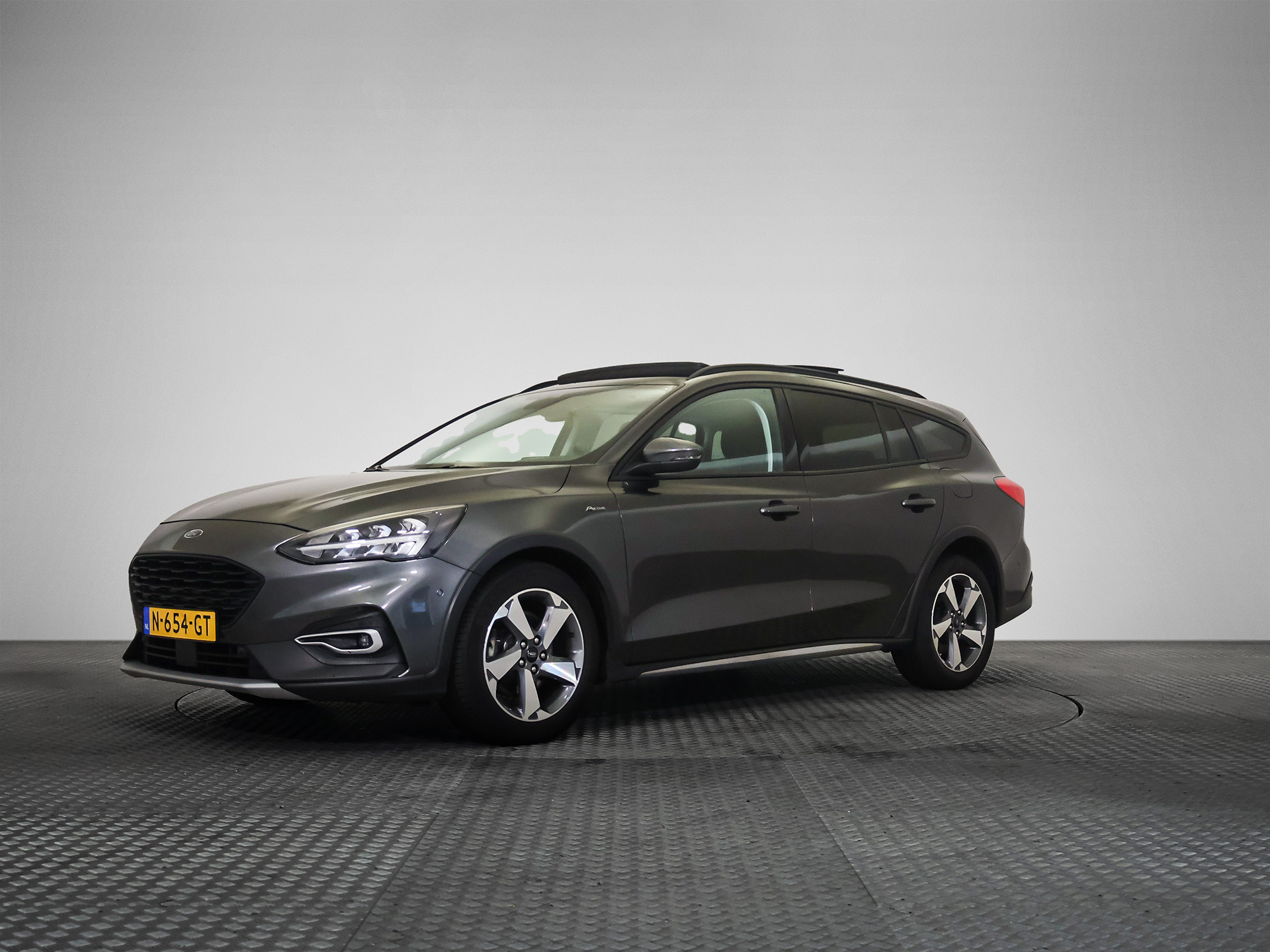 Ford Focus Active 1.0 EcoBoost Business