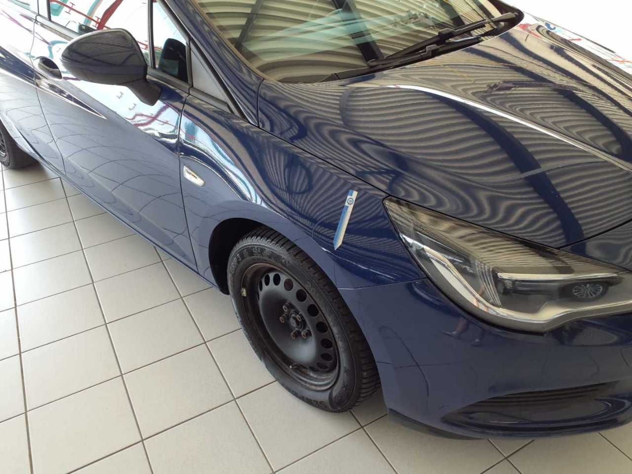Opel Astra Sports Tourer 1.6 Edition