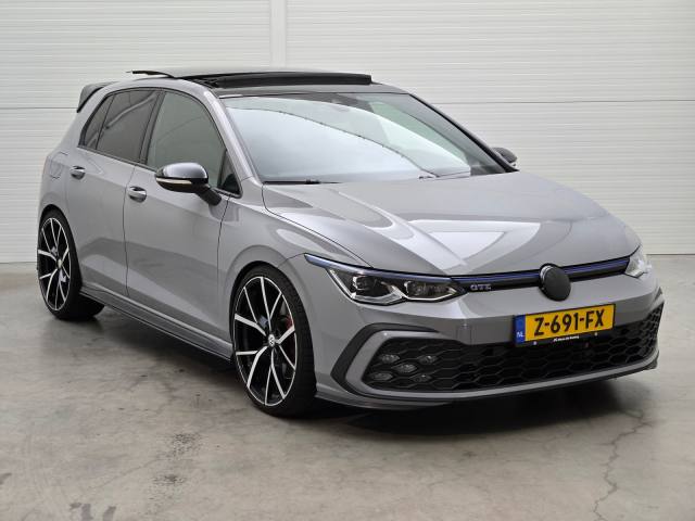 Volkswagen Golf 1.4 eTSI Style
