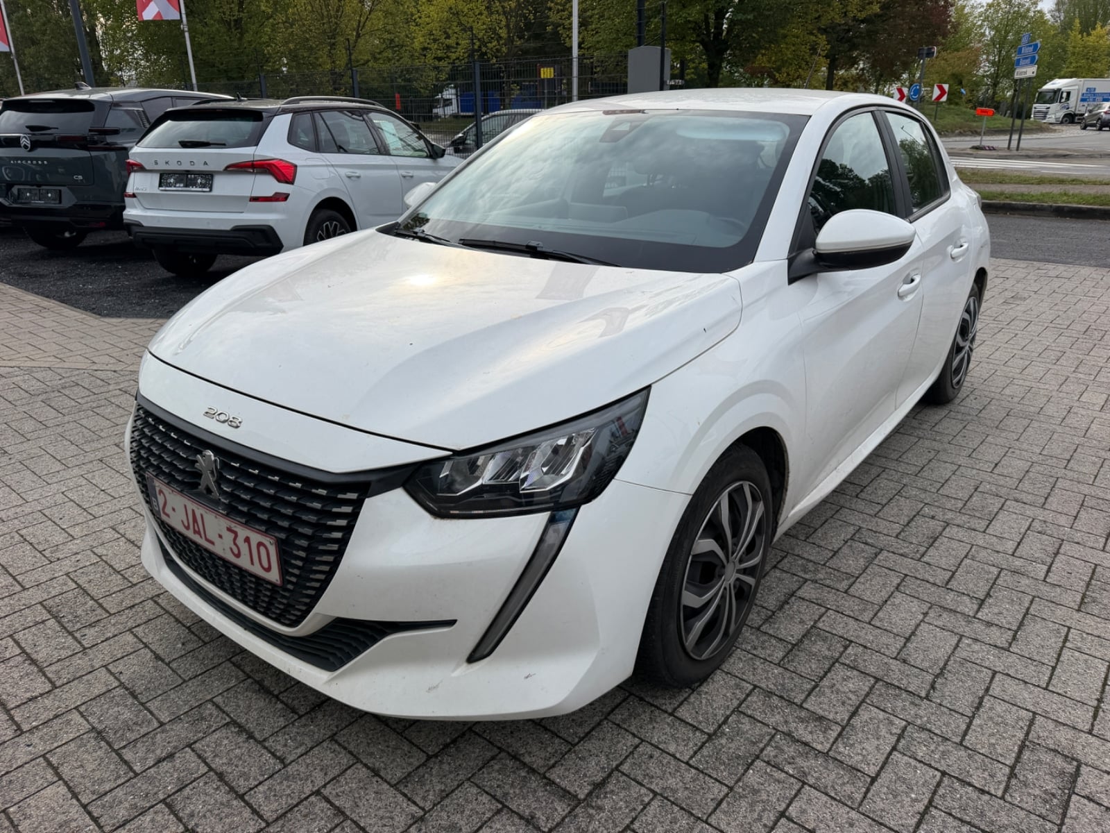 Peugeot 208 1.2 Puretech S&s Like 5d 55kw