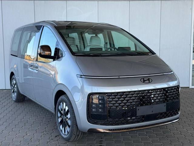 Hyundai Staria 1.6