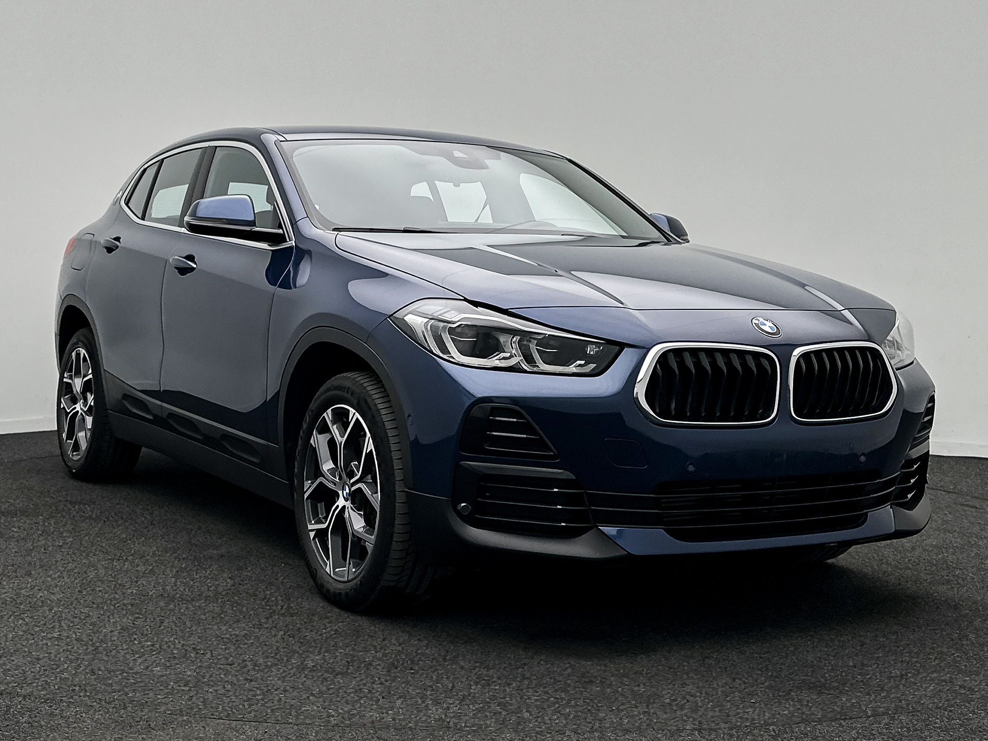 BMW X2 18d X Line