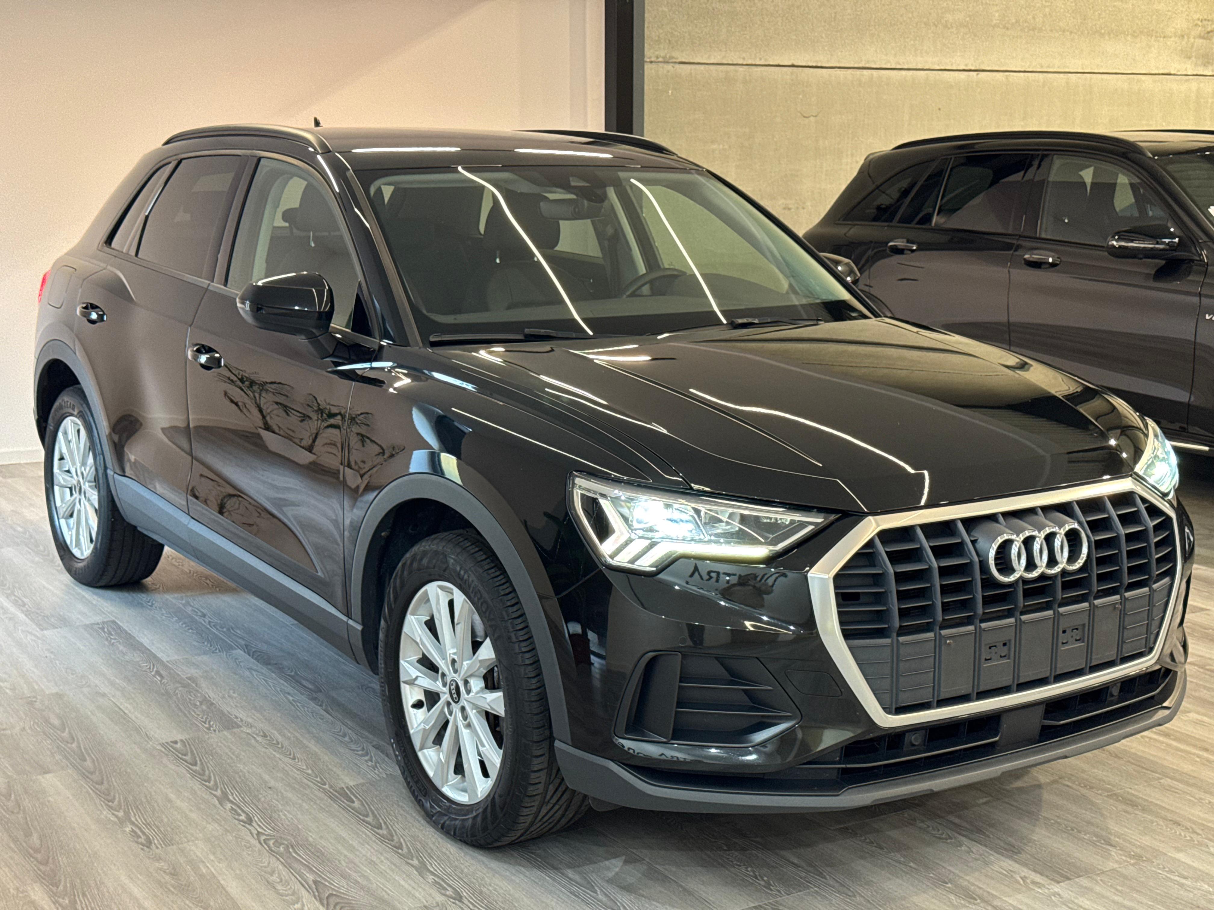 Audi Q3 45 TFSIe Attraction