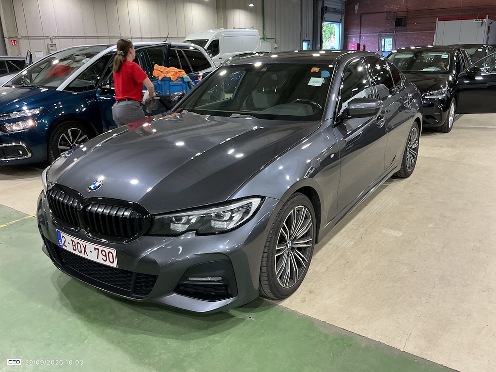 BMW 3-serie 2.0 318DA (100KW) Berline