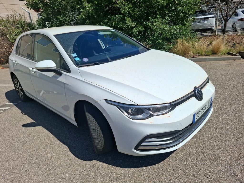 Volkswagen Golf 1.5 eTSI Active