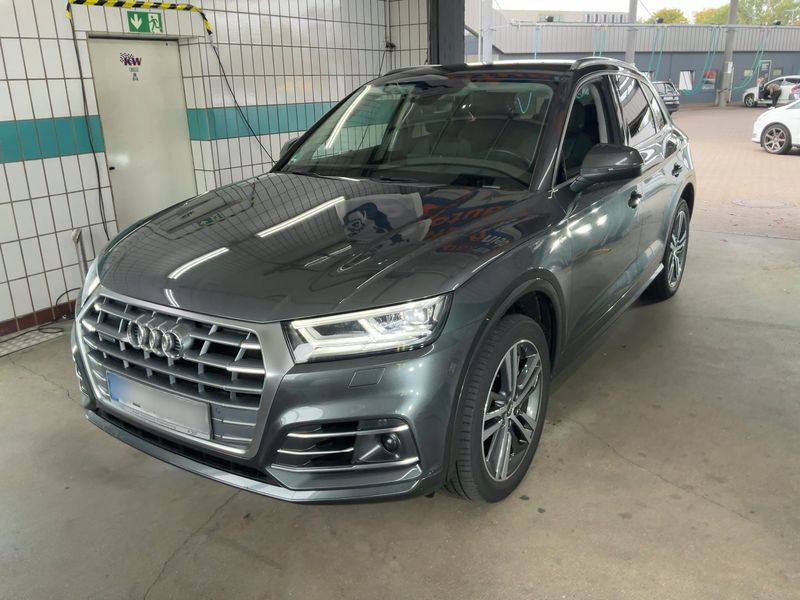 Audi Q5 45 TDI quattro sport