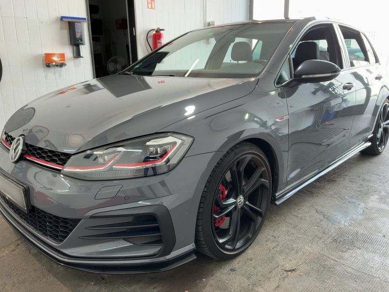 Volkswagen Golf VII 2.0 TSI GTI TCR