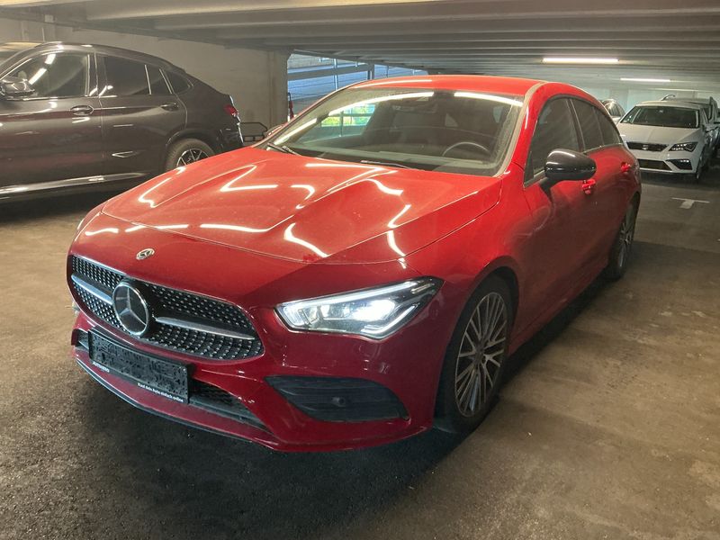 Mercedes-Benz CLA-Klasse CLA 220 Shooting Brake AMG Line