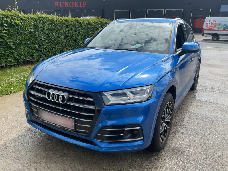 Audi Q5 55 TFSIe quattro sport