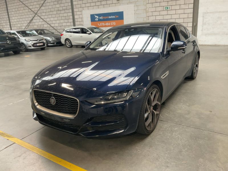 Jaguar XE 30t HSE AWD