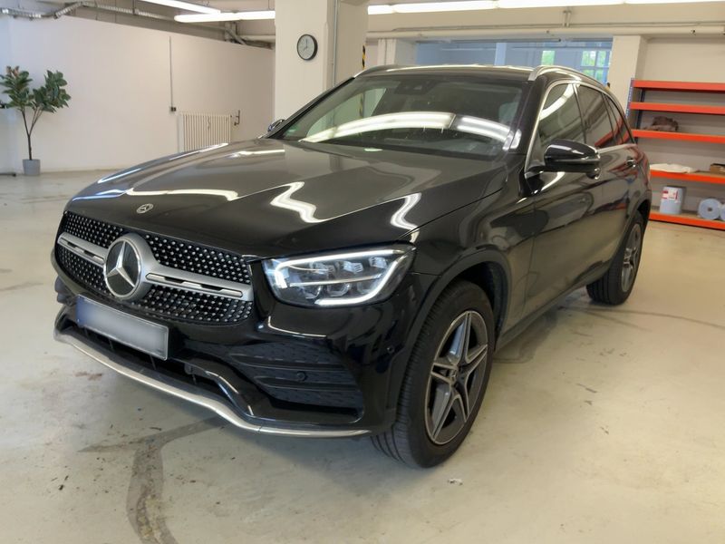 Mercedes-Benz GLC-Klasse GLC 300e 4Matic AMG Line