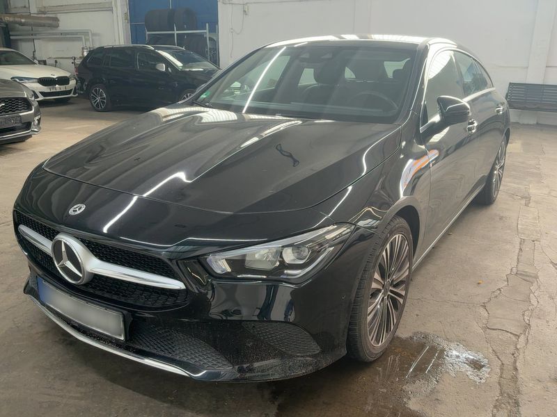 Mercedes-Benz CLA-Klasse CLA 180 Shooting Brake Progressive