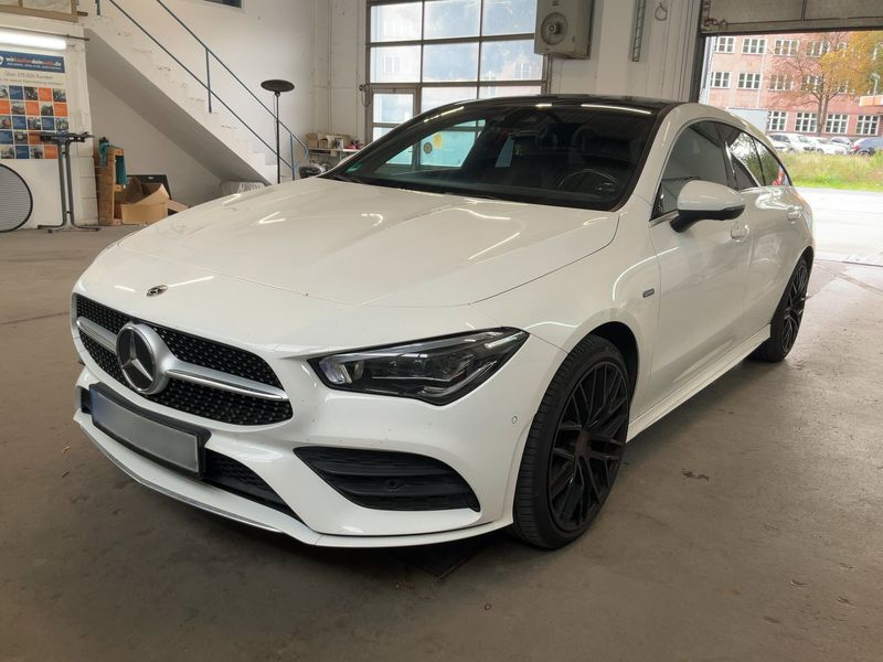 Mercedes-Benz CLA-Klasse CLA 250e Shooting Brake AMG Line