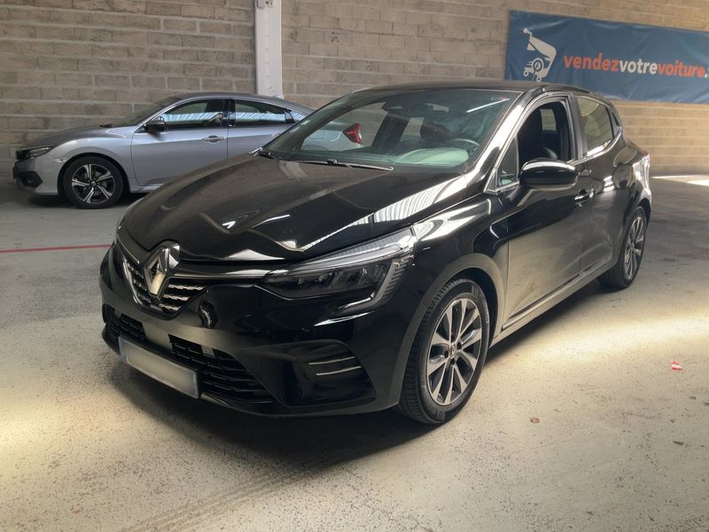 Renault Clio 1.6 Hybrid E-Tech Intens