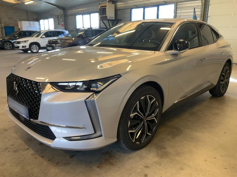 DS Automobiles DS4 1.6 E-Tense Hybrid Rivoli