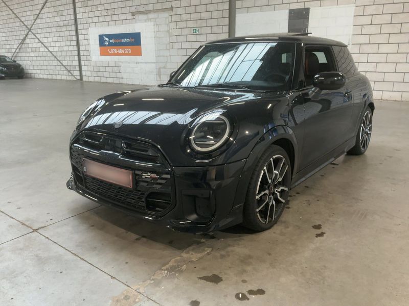 MINI Cooper S John Cooper Works Trim