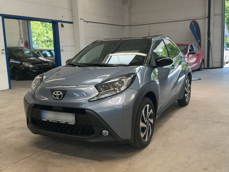Toyota Aygo X 1.0 VVT-i Teamplayer